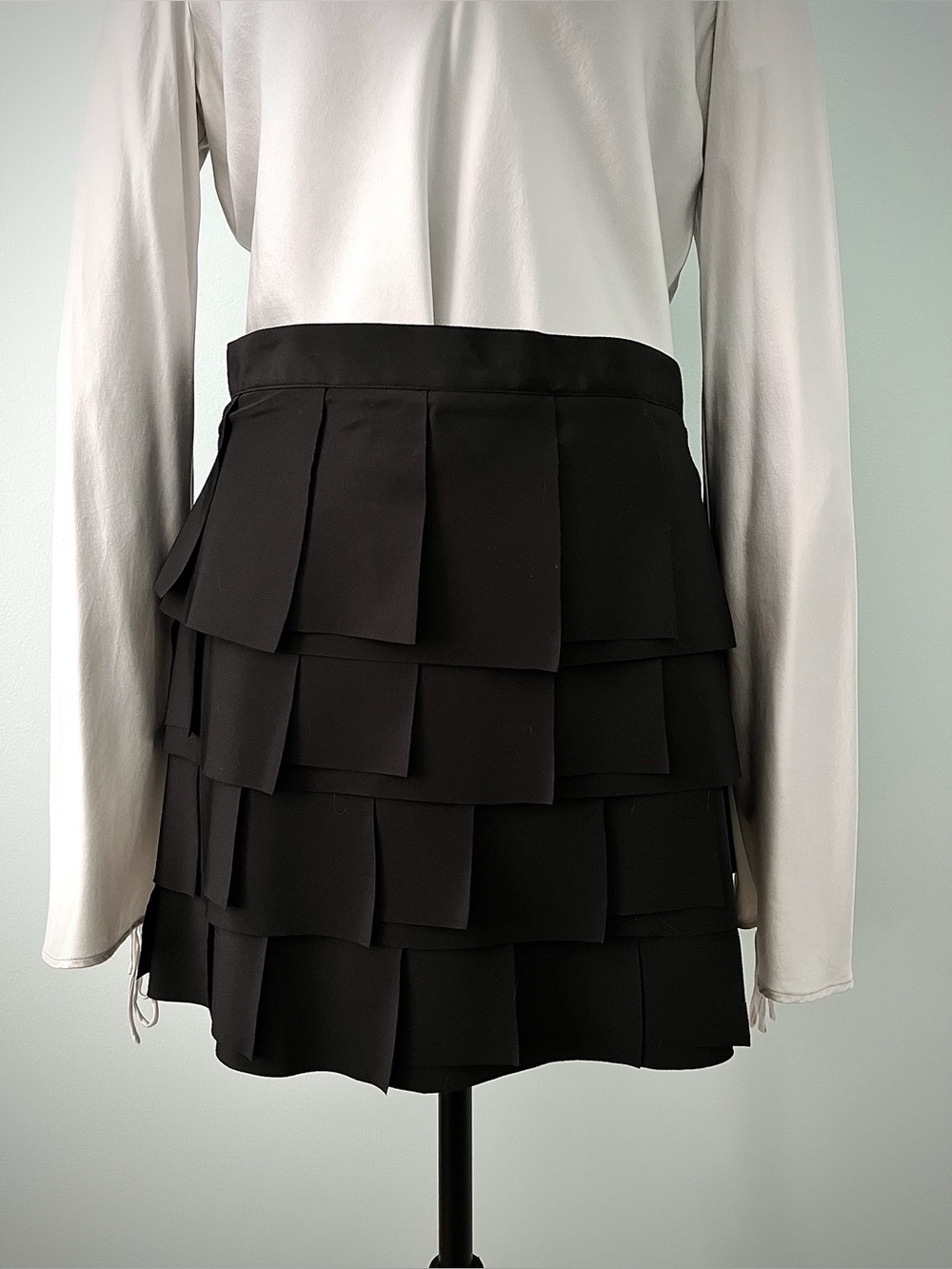Rare 1990s Wet Seal Multi Panel Tiered Ruffle Miniskirt - Size 7 - Excellent